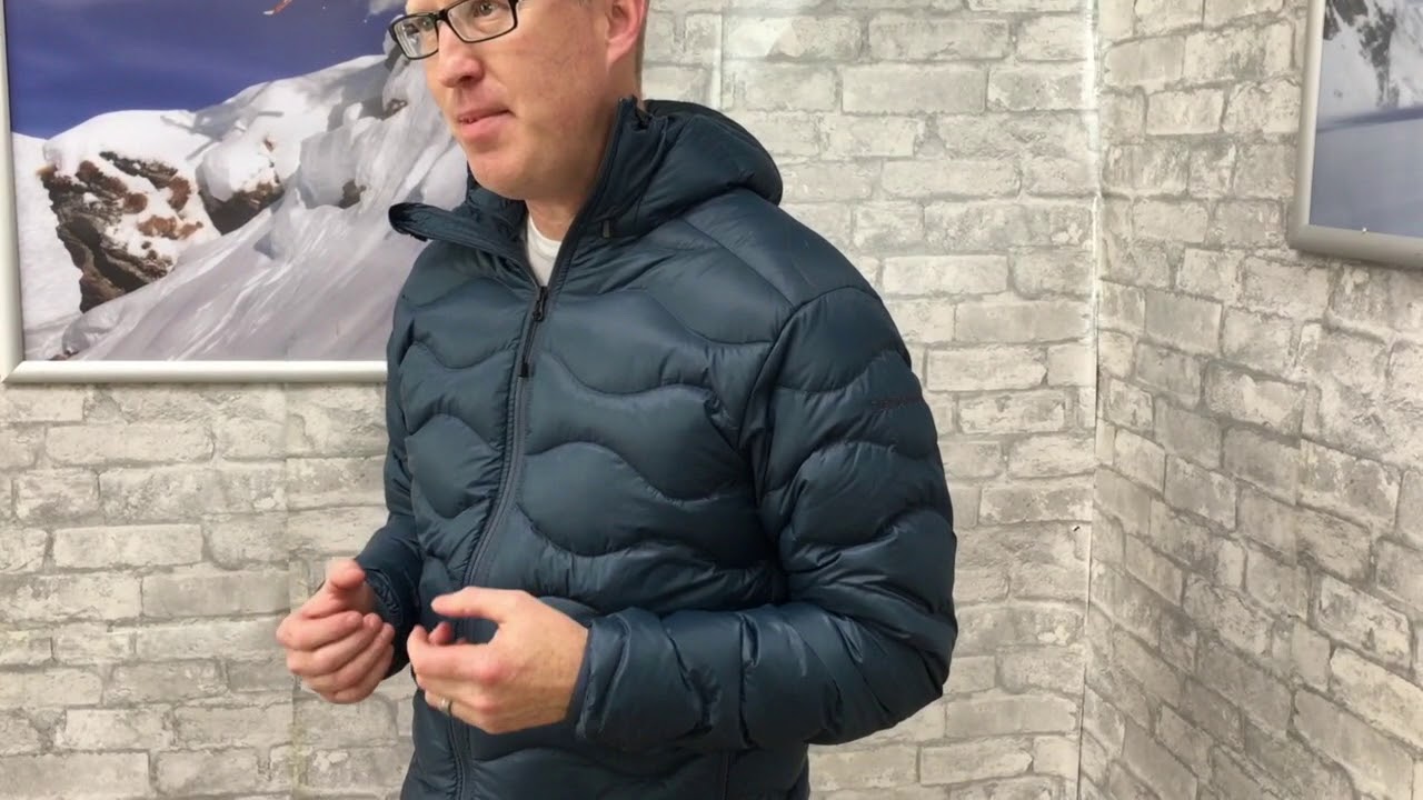 Peak Performance Helium Hooded Ski Jacket