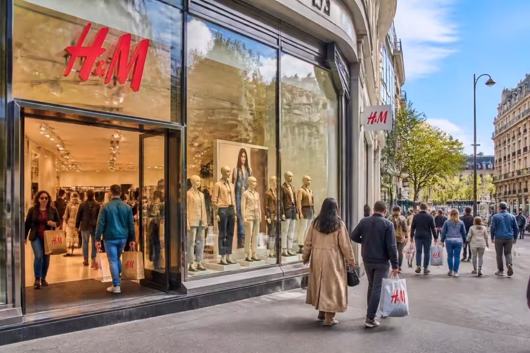 découvrez notre avis complet sur h&m, la célèbre marque de mode alliant tendances actuelles, qualité et prix accessibles. tout ce que vous devez savoir avant d'acheter.